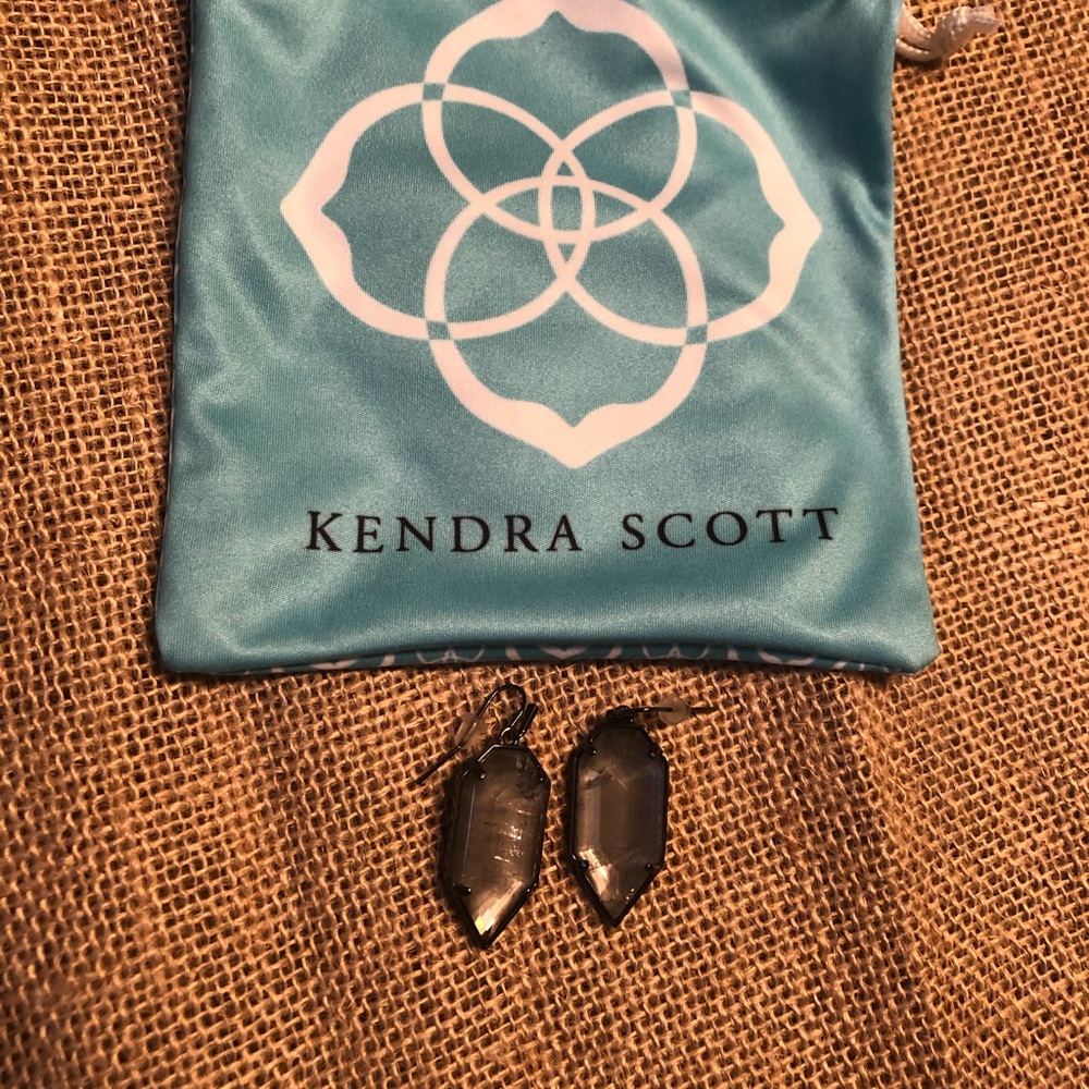 Kendra Scott black and gray earrings